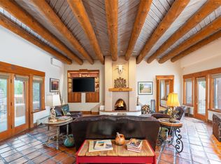 1860 Forest Cir, Santa Fe, NM 87505