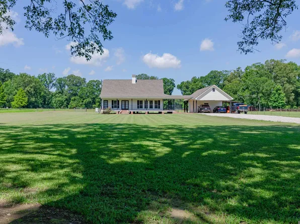 4894 Highway 412 E, Slaughter, LA 70777