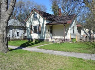 614 3rd St S, Moorhead, MN 56560