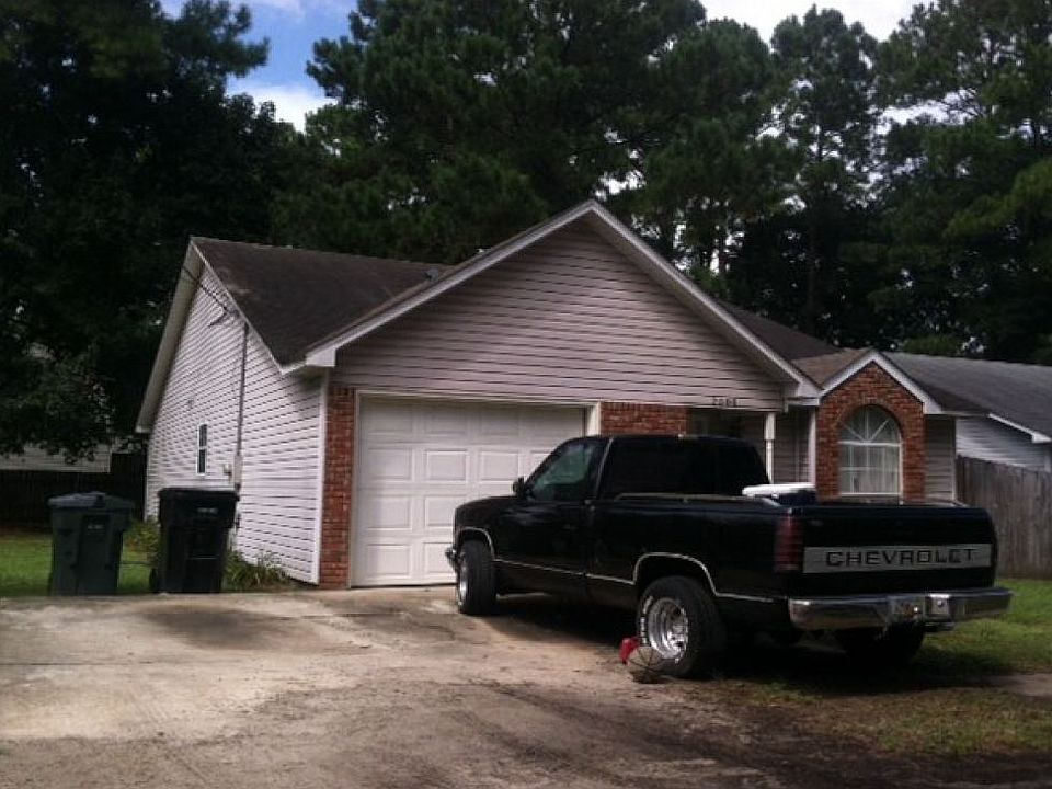 2nd image of 2006 Foster Dr