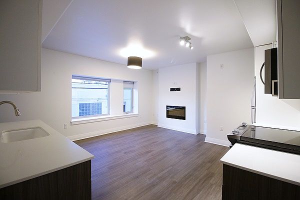 1st image of 1825 N Prospect Ave #107