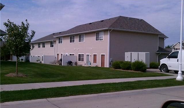 2nd image of 8105 Oshel Ave