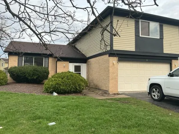 35 Oakview Rd, Matteson, IL 60443