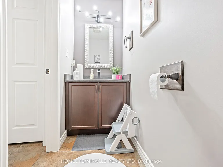589 Sales Dr — Photo 36