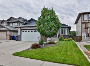 1577 SW Coalbanks Blvd W, Lethbridge, AB T1J 4H6