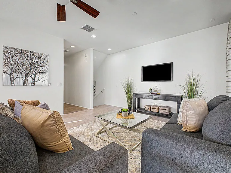 1250 N Abbey Ln #209 — Photo 6