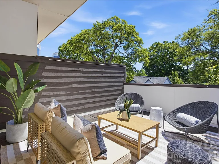 918 Greenleaf Ave — Photo 31
