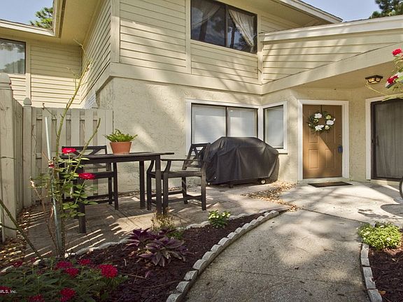 2nd image of 907 Marsh Cove Place