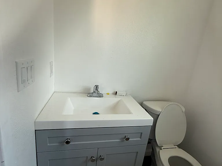 329 Tennyson Rd #327 — Photo 3