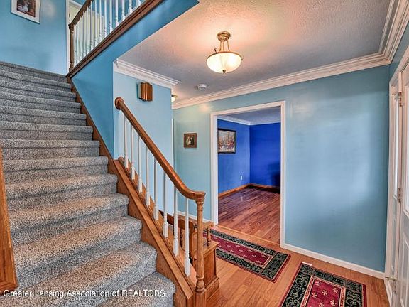 3rd image of 5885 Caleta Dr