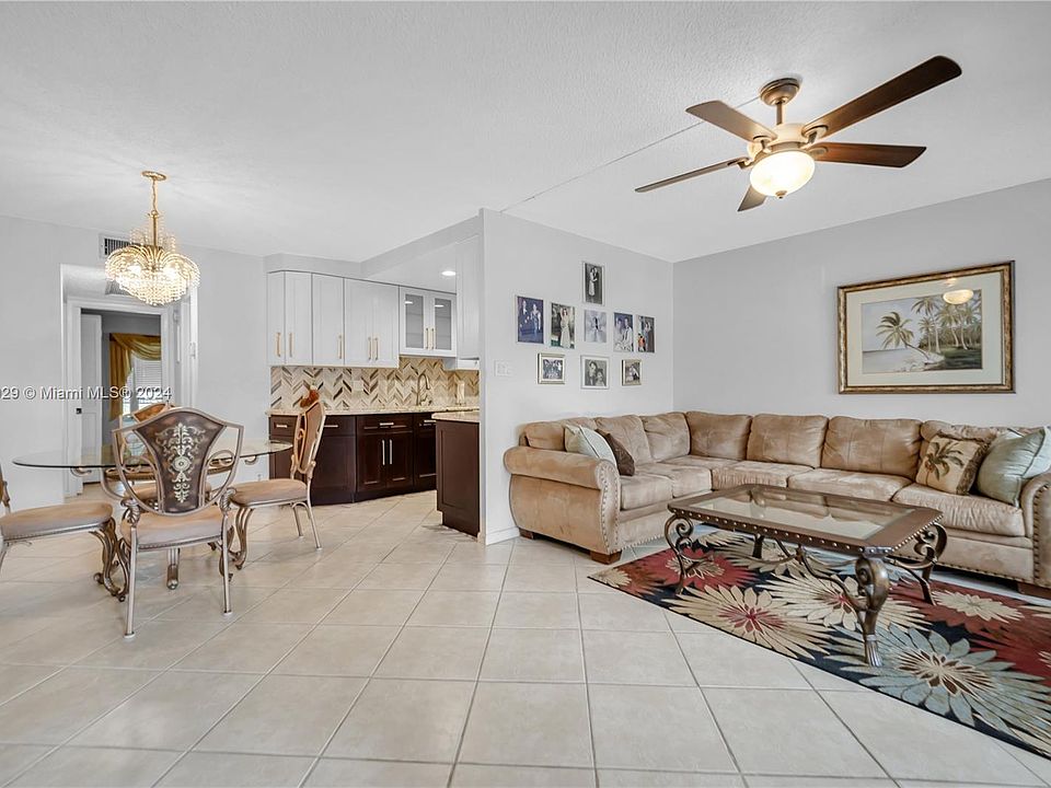 1st image of 2058 Cambridge Cir #C