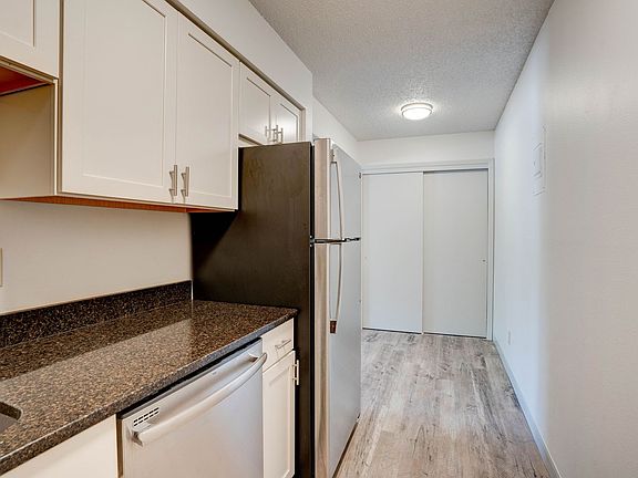 4th image of 1601 Aber Ave #10