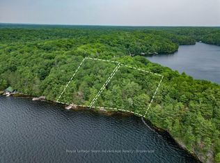 102 Blackstone Lake Rd, The Archipelago, ON P2A0B7