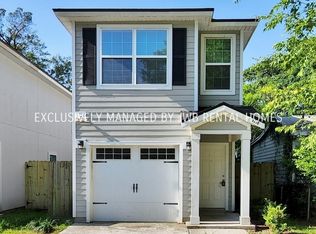 8830 Berry Ave, Jacksonville, FL 32211