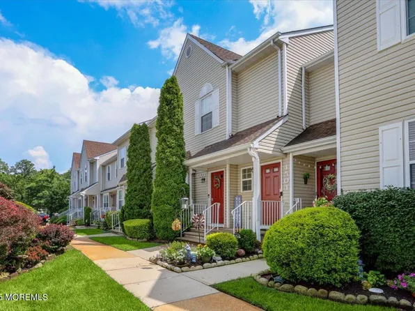 4504 Pepperidge Court, Freehold, NJ 07728