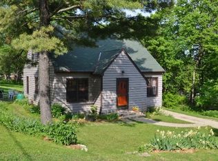 1013 Grover St, Madison, WI 53704