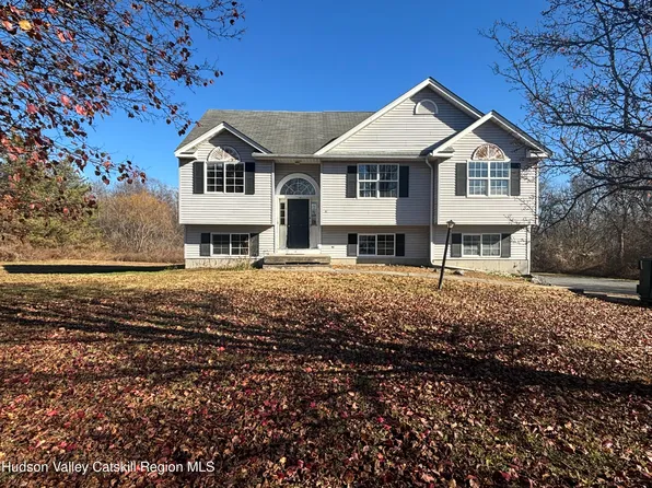 44 Deyo Drive, Gardiner, NY 12525