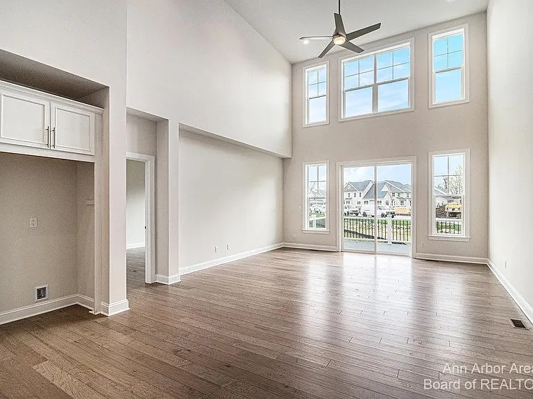 3343 Roseford Blvd — Photo 7