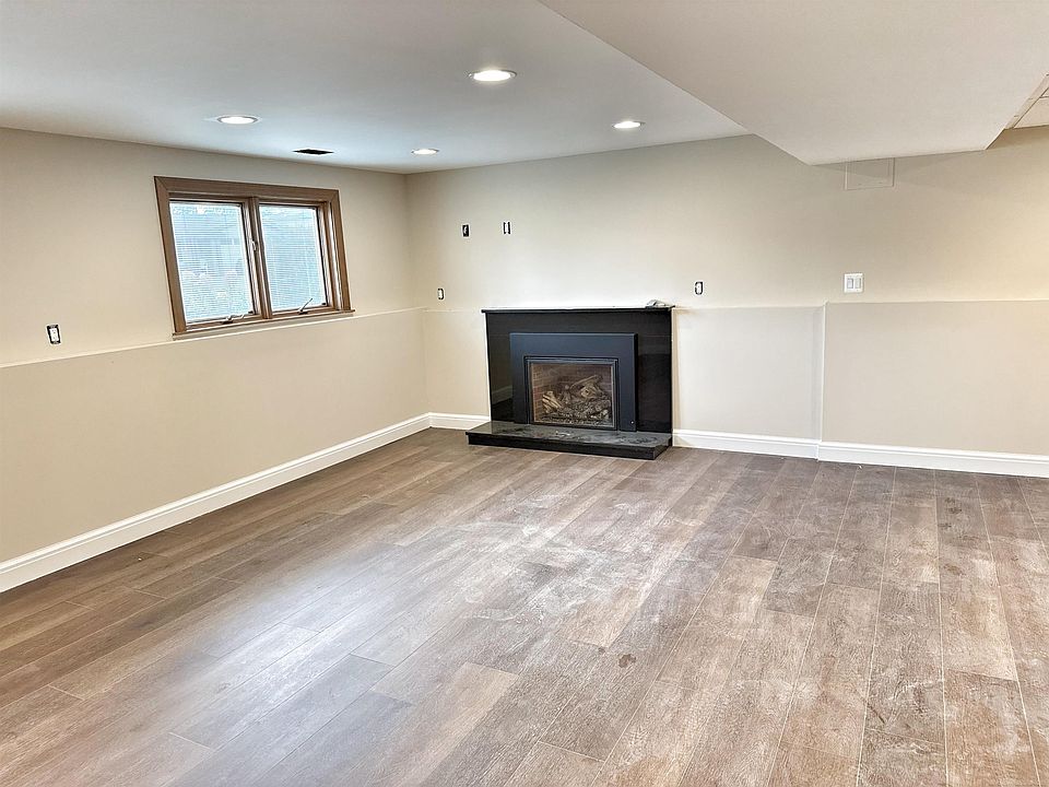 38159 Mast St, photo 28