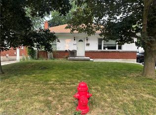 240 W 2nd St, Hamilton, ON L9C3G5