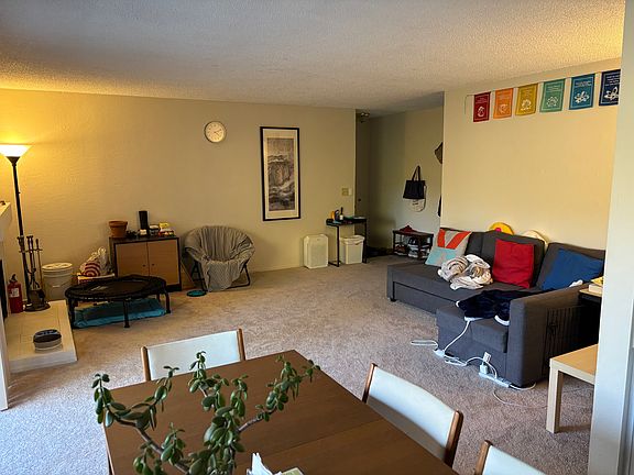 5th image of 946 Kiely Blvd Unit H