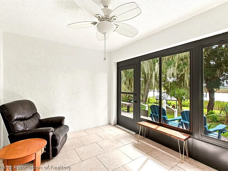 3 Charlton Dr — Photo 32