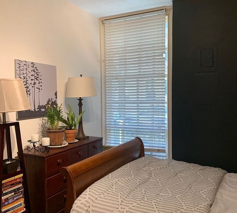 1st image of 516 E 78th St APT 1D