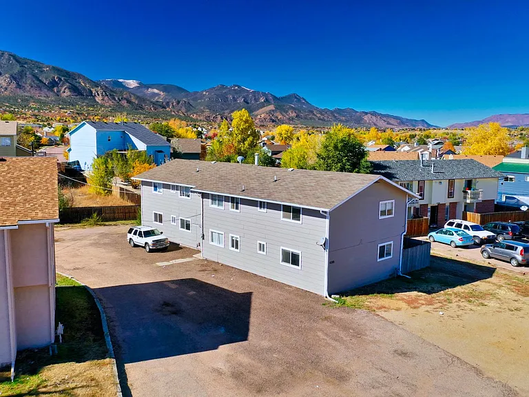 4390 Loomis Ave #A — Photo 35
