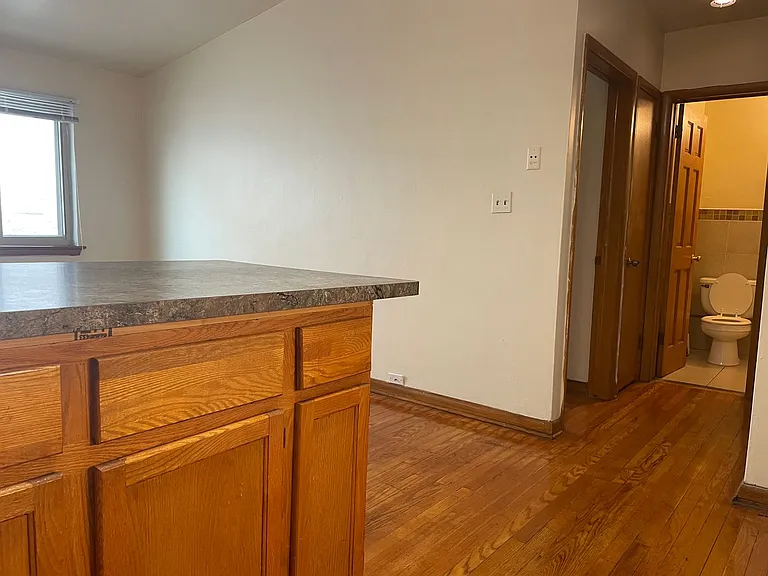 1112 Knapp — Photo 37