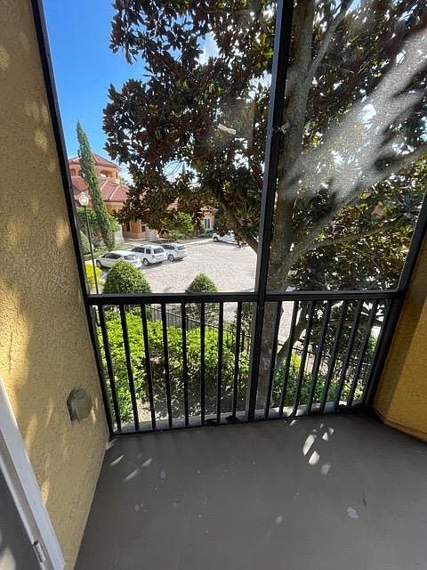 1st image of 6157 Metrowest Blvd