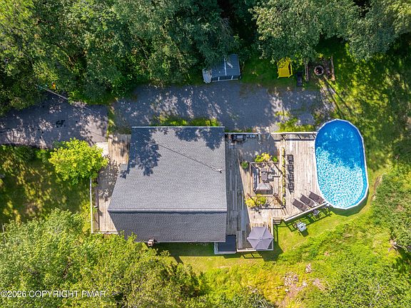 2nd image of 3311 Red Run Rd