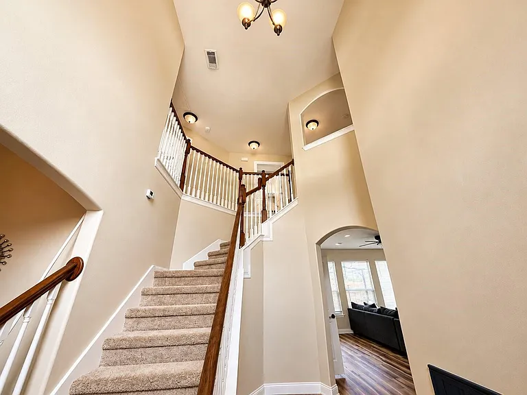 18639 Bristol Point Ln — Photo 14