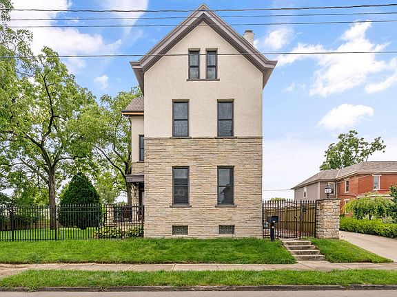 5th image of 367 E Jenkins Ave