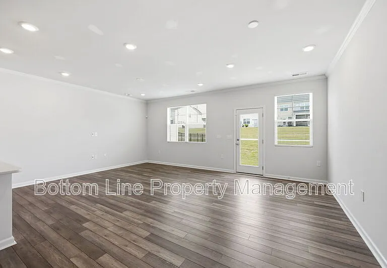 5038 Kota St — Photo 16