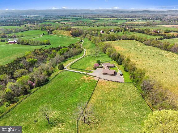 5th image of 19447 River Dale Ln