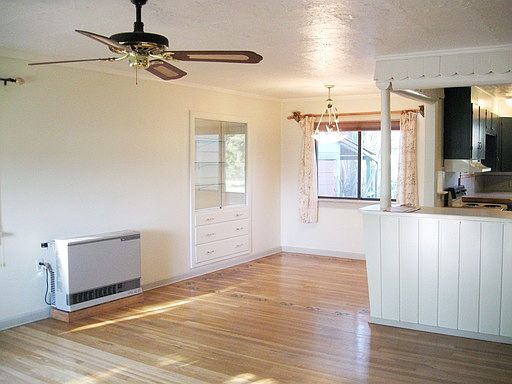 2nd image of 205 Daly Ave