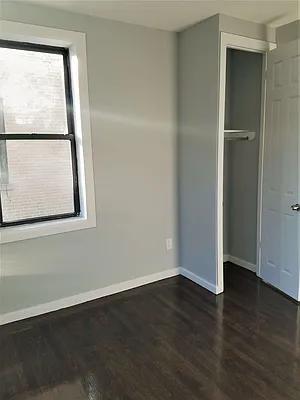 Rented by Bruma Realty LLC | media 6