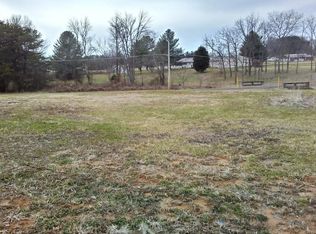 44 Airline Rd, Vinton, OH 45686