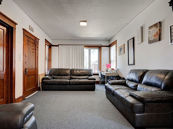3rd image of 1804 S 61st Ct