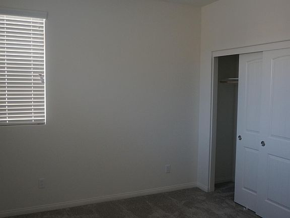 3rd image of 1490 Laurelwood Dr