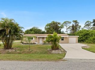 801 Jefferson Ave, Lehigh Acres, FL 33936