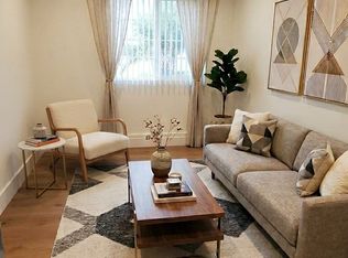 23462 Friar St, Woodland Hills, CA 91367