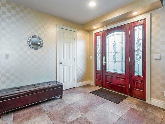 3rd image of 4 Firelight Ct