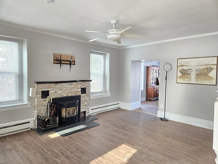1555 Morris Rd — Photo 9