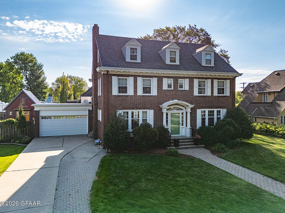 1st image of 1125 Reeves Dr