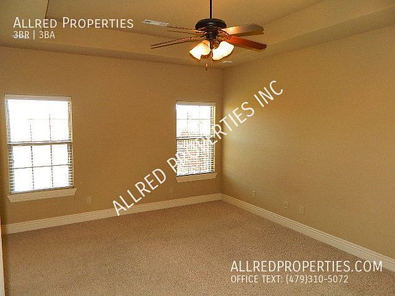 3rd image of 6207 S 36th St