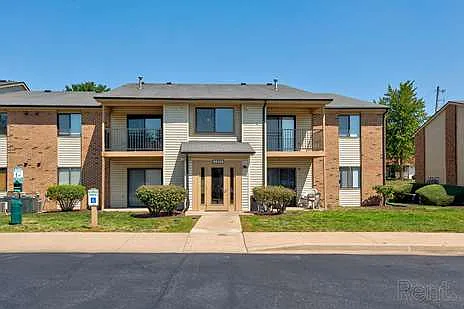 Building Photo - Prairie Green