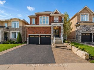 48 Manor Glen Cres, East Gwillimbury, ON L0G 1M0