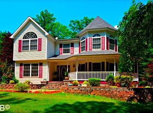 47 Roe Rd, Bloomingburg, NY 12721