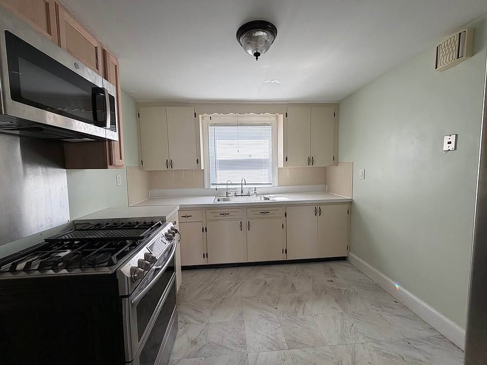 1st image of 36 Barstow St #1